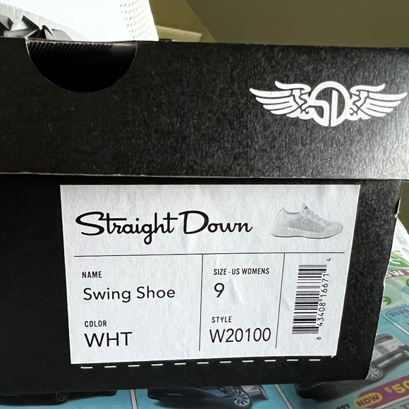 STRAIGHT DOWN GOLF SHOE- woman's - Picture 3 of 13